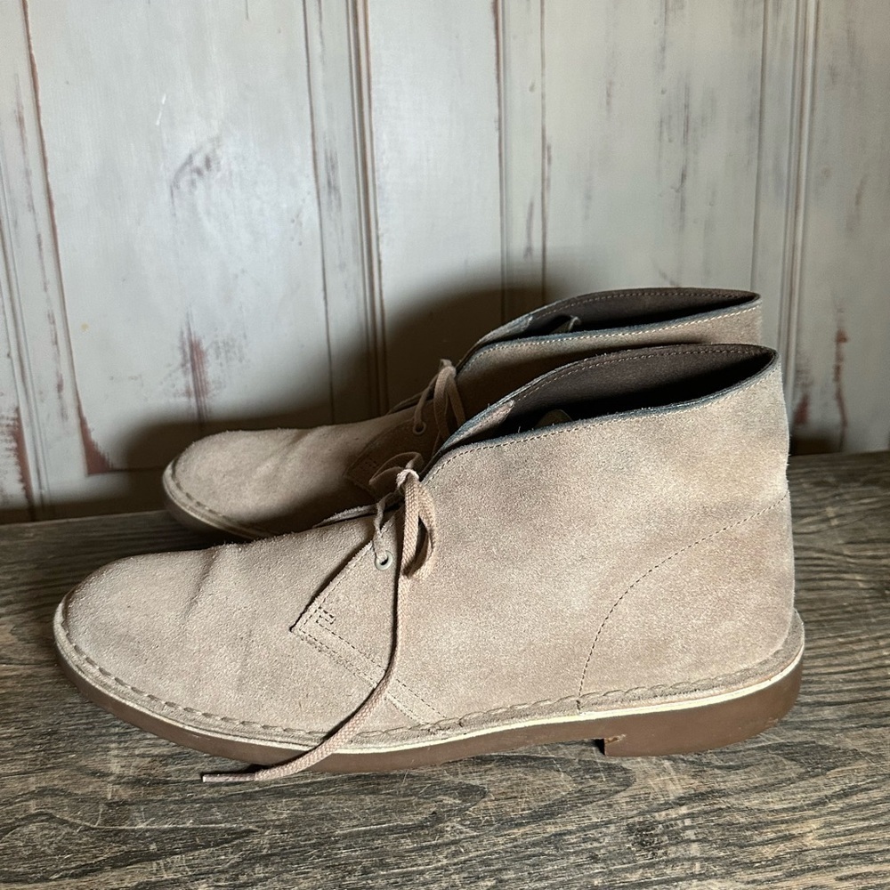 Mens Clarks Originals Signature Suede Desert Chukka Casual Boot in Sand US 11 - Picture 9 of 12